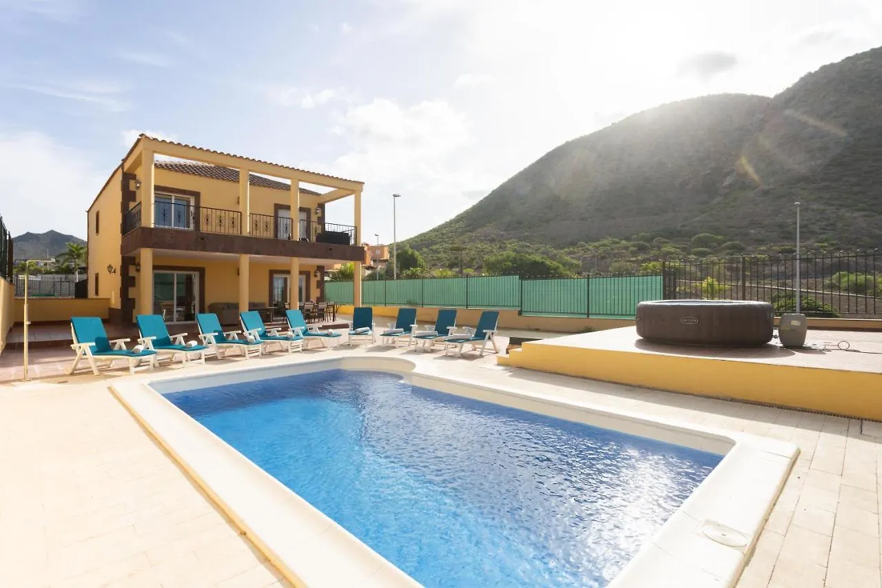 Classbnb - Exclusive Villa With Private Pool 1 Kilometer From Los Cristianos Beach