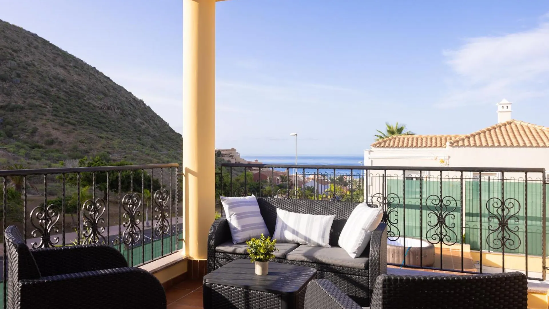Classbnb - Exclusive Villa With Private Pool 1 Kilometer From Los Cristianos Beach Los Cristianos (Tenerife)